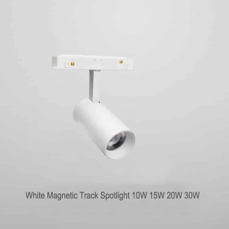lampe blanche sur rail magnétique