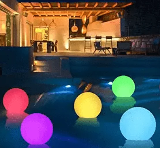 Lumière flottante pour piscine.