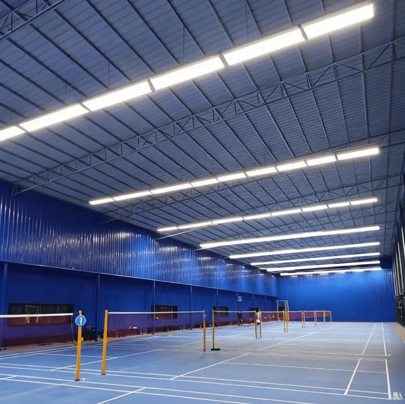 Luminaires LED pour ateliers à grande hauteur