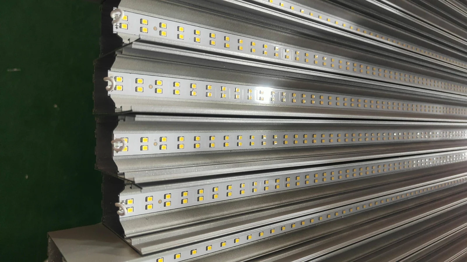 Luminaire LED linéaire