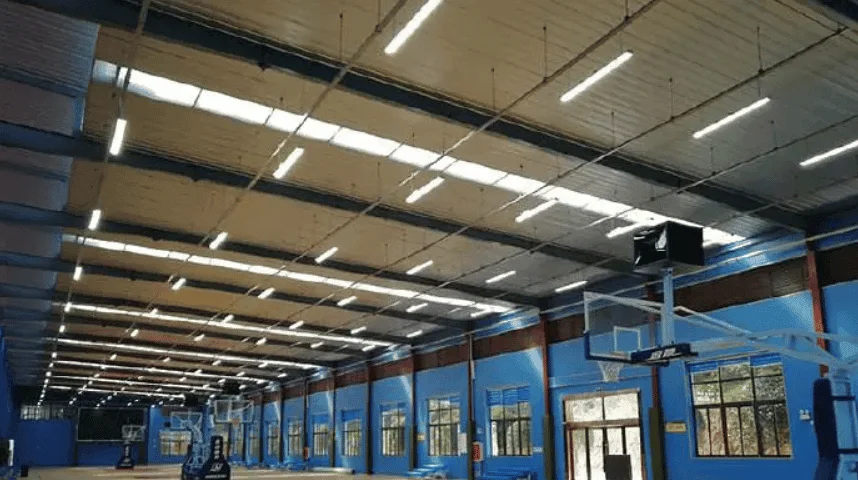 Réglette LED pour environnements exposés